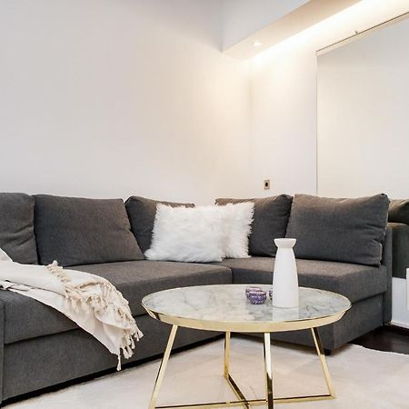Appartement Place Des Lices Avec Parking 圣特罗佩 外观 照片