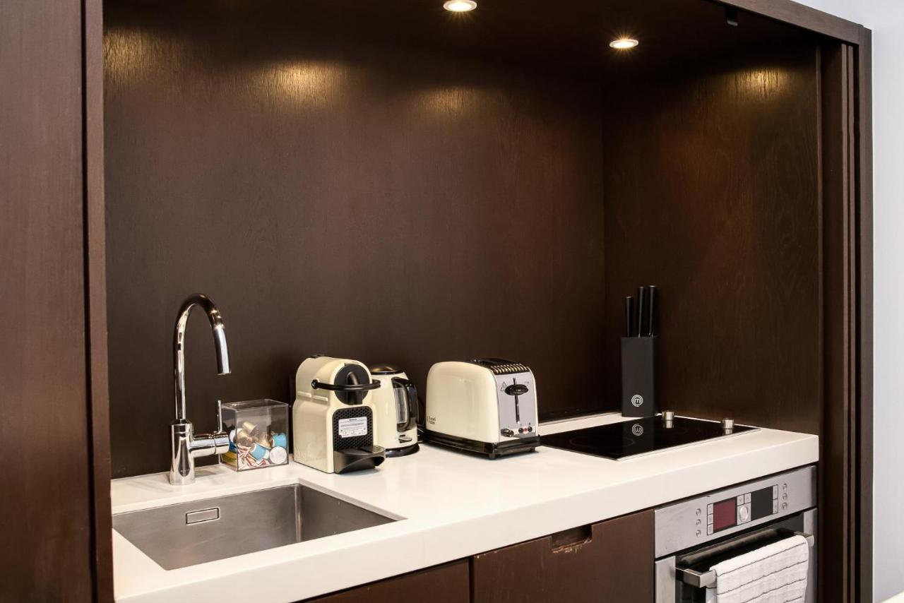 Appartement Place Des Lices Avec Parking 圣特罗佩 外观 照片